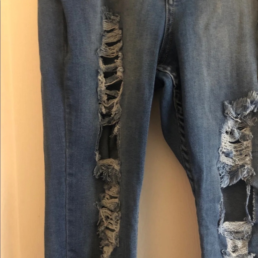 Jeans - Picture 3 of 4